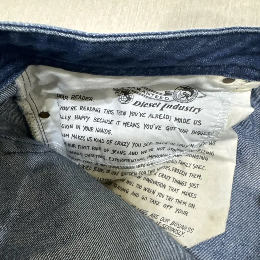 Diesel Buster Mens 34x32 Regular Slim Tapered Blue Jeans Wash 0663D EUC
